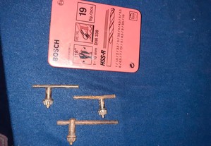 Caixa de brocas Bosch com três chaves de aperto