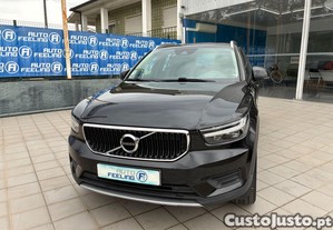 Volvo XC40 1.5 T3 Momentum Tech Edition
