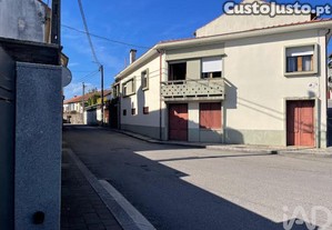 Casa / Villa T5 em Baguim do Monte (Rio Tinto) de 298,00 m²