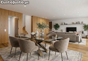 Moradia T3 Vale (São Cosme)