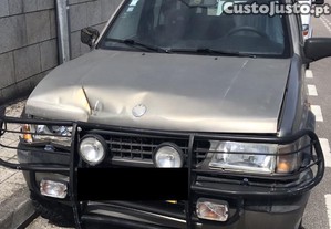 Opel Frontera 2.5 TDS - 97
