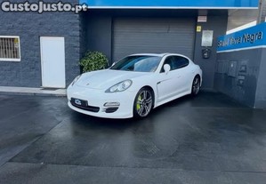 Porsche Panamera 3.0 V6 Diesel