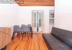 Apartamento para na Rua da Atalaia, Bairro Alto, Lisboa.