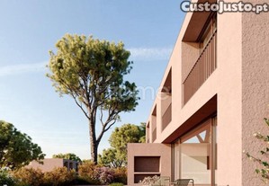 Moradia T4 No Empreendimento 'Madalena Vila...
