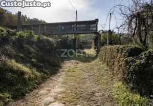 Quinta De Sinde Com 30 Hectares Na Póvoa De...