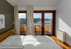 T3 Duplex Luxo - Renovado - Porto