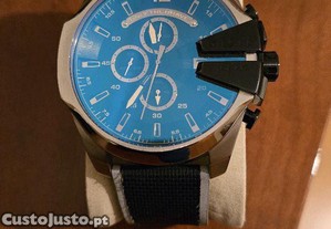 Rel�gio Diesel Mega Chief