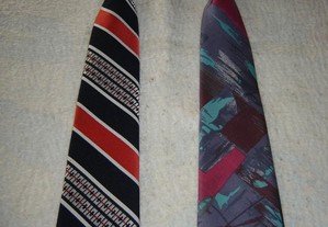 Quatro gravatas em óptimo estado