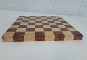 Tabuleiro de xadrez em madeira natural (NOVO POR ESTREAR)