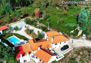 Casa / Villa T7 em Pedrógão Grande de 518,00 m²