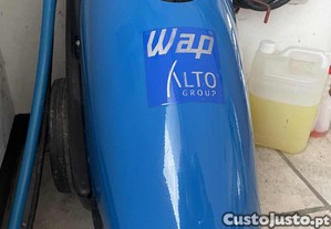 Maquina alta presso de gua Nilfisk Grup