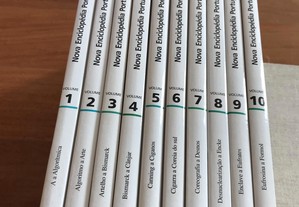 Enciclopédia com 10 volumes.