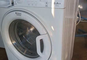 Máquina de lavar roupa 8kg