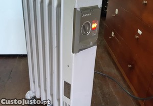 Aquecedor Irradiador �leo Junex 1200W 5 Elementos Funcional
