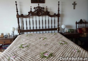 Quarto completo em Madeira