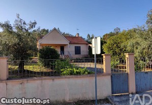 Casa / Villa T3 em Vila C� de 120 m�