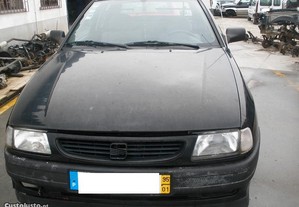 capot óticas Seat Ibiza 1.9D ano 1995