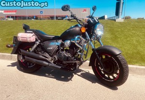 Keeway Superlight 125