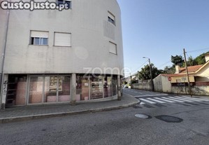 Espaço Comercial P/ Investimento | Valadares, V...