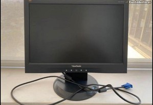 Monitor/ecrã View Sonic com 17 com cabo vga