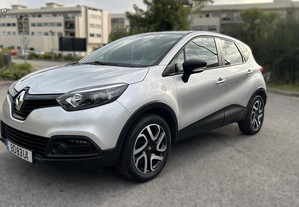 Renault Captur 0.9 TCE (Excelente Estado)