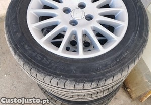 Jantes 15 4x100 Honda Com pneus