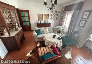 T3 com Box e Varandas   Moura