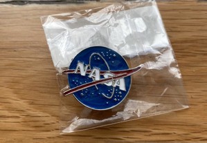 Pin Estilo "NASA" - Novo, Selado