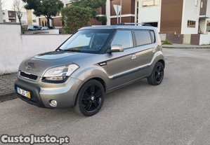 Kia Soul 1.6CDTI - 10