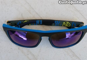 Oculos de sol Quiksilver, excelentes, UV400, a estrear