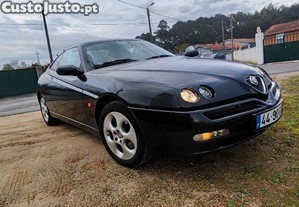 Alfa Romeo GTV 1.8 TS