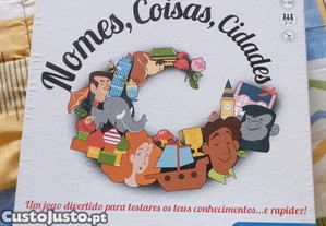 Jogo Nomes, Coisas e Cidades da Clementoni -Como novo