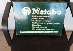 Berbequim Metabo com percursão aperto 13mm
