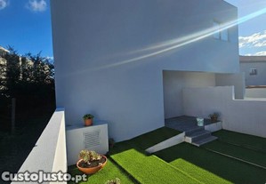 Apartamento T3 em Oliveira do Douro de 120,00 m²
