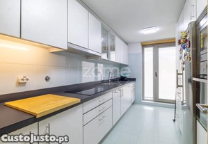 Apartamento T4 No Centro Da Cidade Da Trofa-Porto