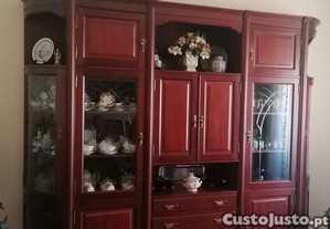 Móvel de sala em madeira maciça. Excelente estado