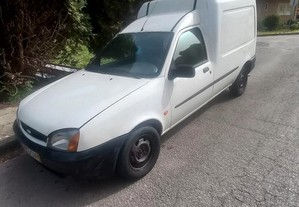 Ford Courier Gasóleo ano 2000
