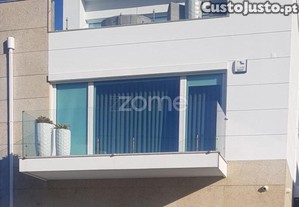 Moradia T3 Com Piscina Em Lavra