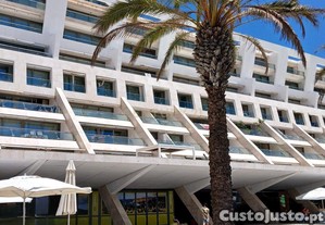 Ponto Comercial em Frente ao Mar   Sesimbra