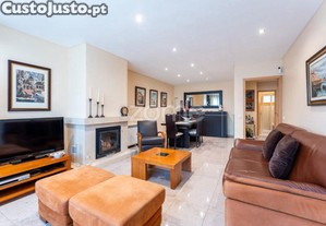 Moradia T3 A 200 M Da Praia - Perafita - Lavra