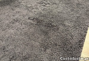 Tapete castanho
