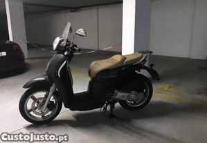 Scooter Aprilia Scarabeo 125 cc