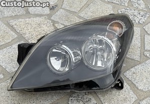 Farol esquerdo Opel Astra H / GTC