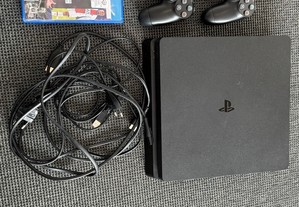 PlayStation 4 com 2 comandos