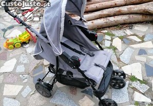 carrinho de bebé
