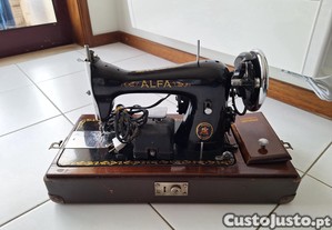 M�quina de costura para decora��o