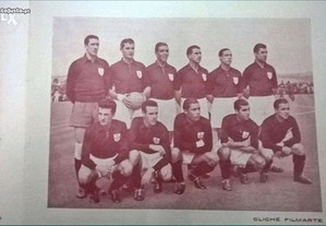 Brochura com tributo à Selecção Portuguesa de Futebol em 1950 com versos do Carlos dos Jornais
