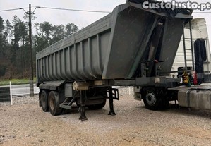 Semi-reboque basculante Fruehauf