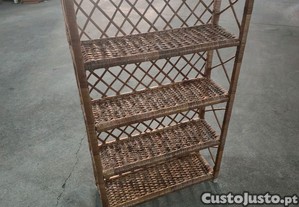 Estante de verga Altura 79 comprimento 46 largura 16