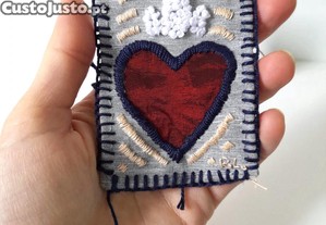 Corao sagrado bordado  mo aplique remendo patchwork
